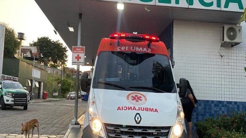 Homem é esfaqueado no Centro de Manaus após discussão; suspeito foge