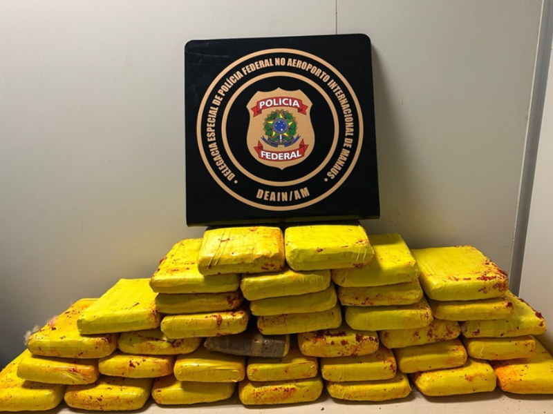 Polícia apreende 37 quilos de drogas e prende passageiro em flagrante no Aeroporto de Manaus