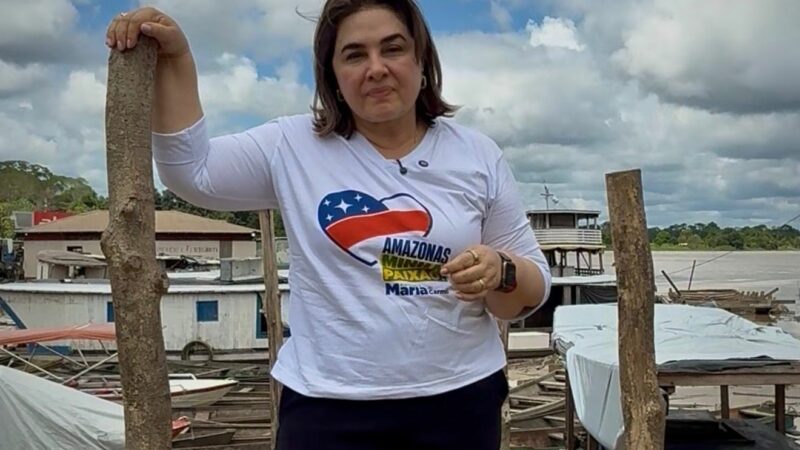 Professora Maria do Carmo mostra realidade de Pauini que ninguém vê: abandono e isolamento pela falta de um porto