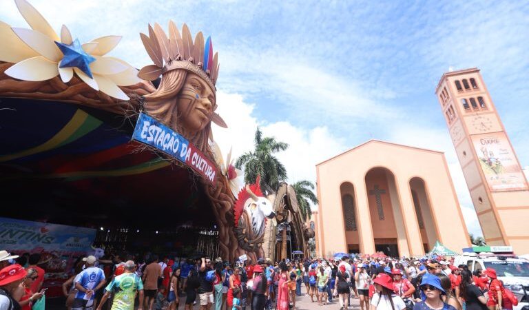 Festival de Parintins 2026: Mais de 6 mil pessoas visitam estande do Prosai