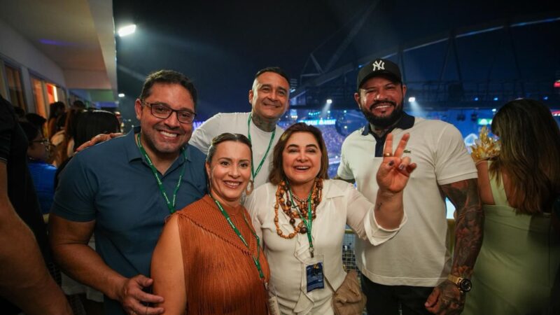 Força da Mudança: Professora Maria do Carmo reúne tropa do PL em Parintins
