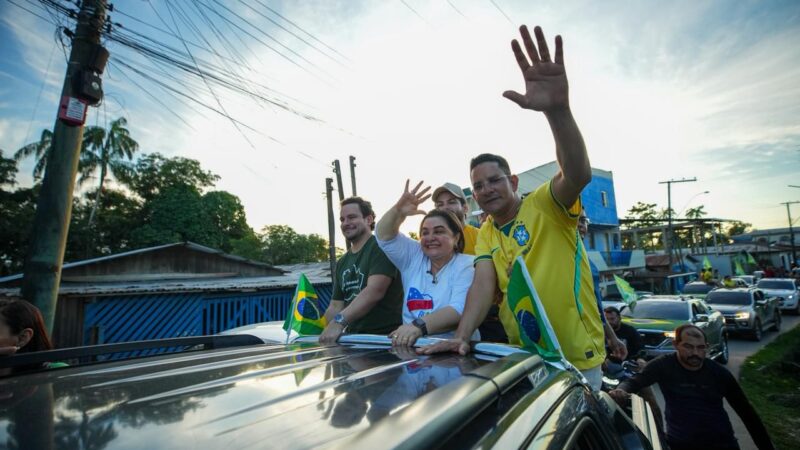 Professora Maria do Carmo arrasta multidão para as ruas de Jutaí e mostra que interior não tem dono