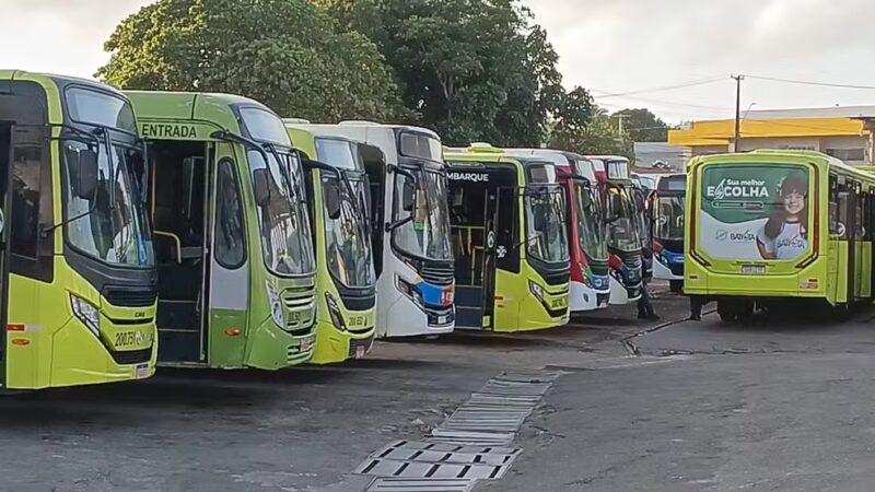 Prefeitura nega vínculo com paralisação do transporte especial e envia agentes para vias afetadas