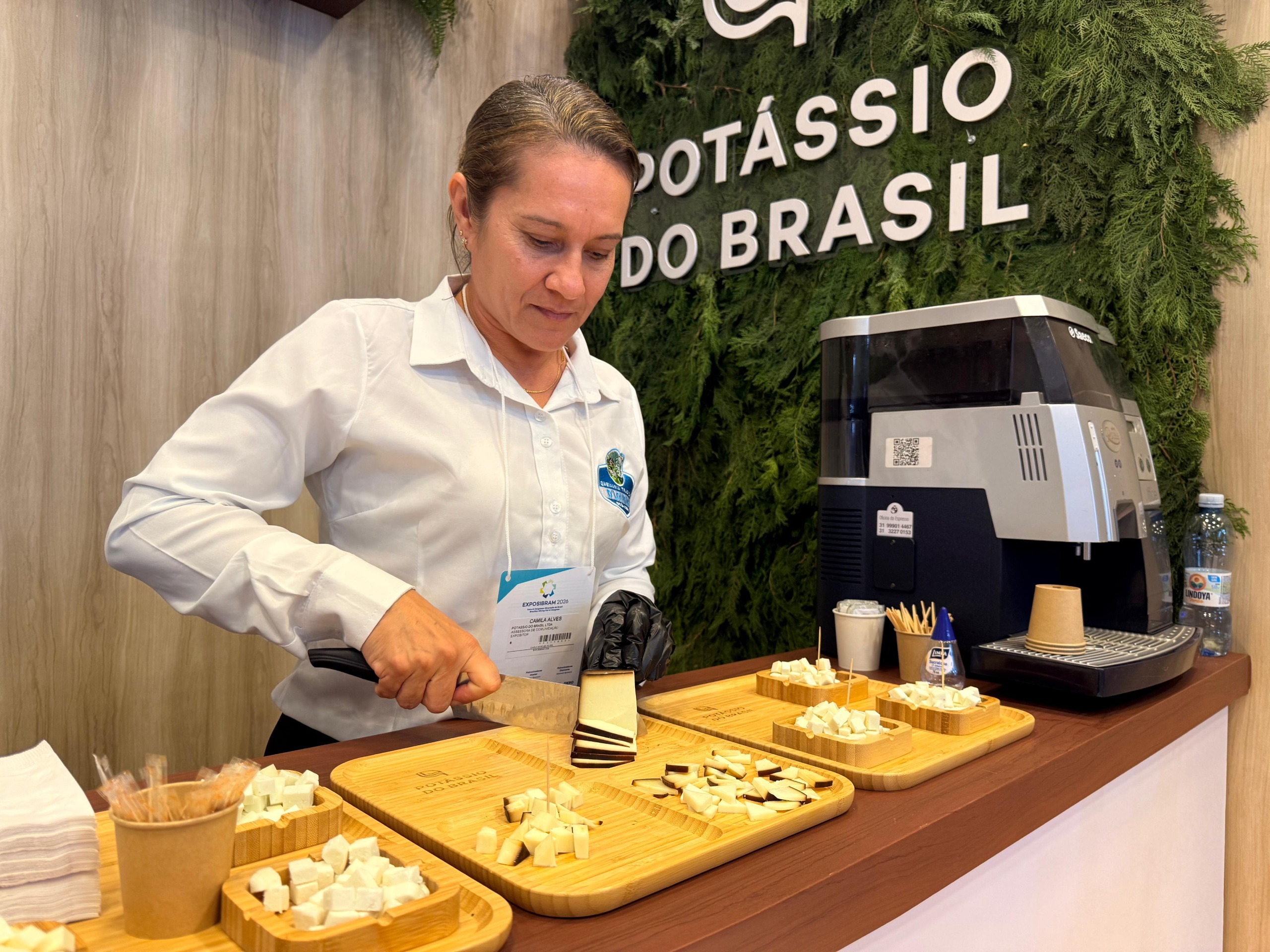 Potássio do Brasil debate logística amazônica e dependência de fertilizantes na maior feira de mineração da América Latina