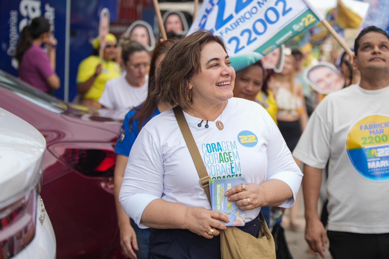 Professora Maria destaca compromisso com empreendedorismo e dá voz ao sentimento de mudança em caminhada na zona Norte