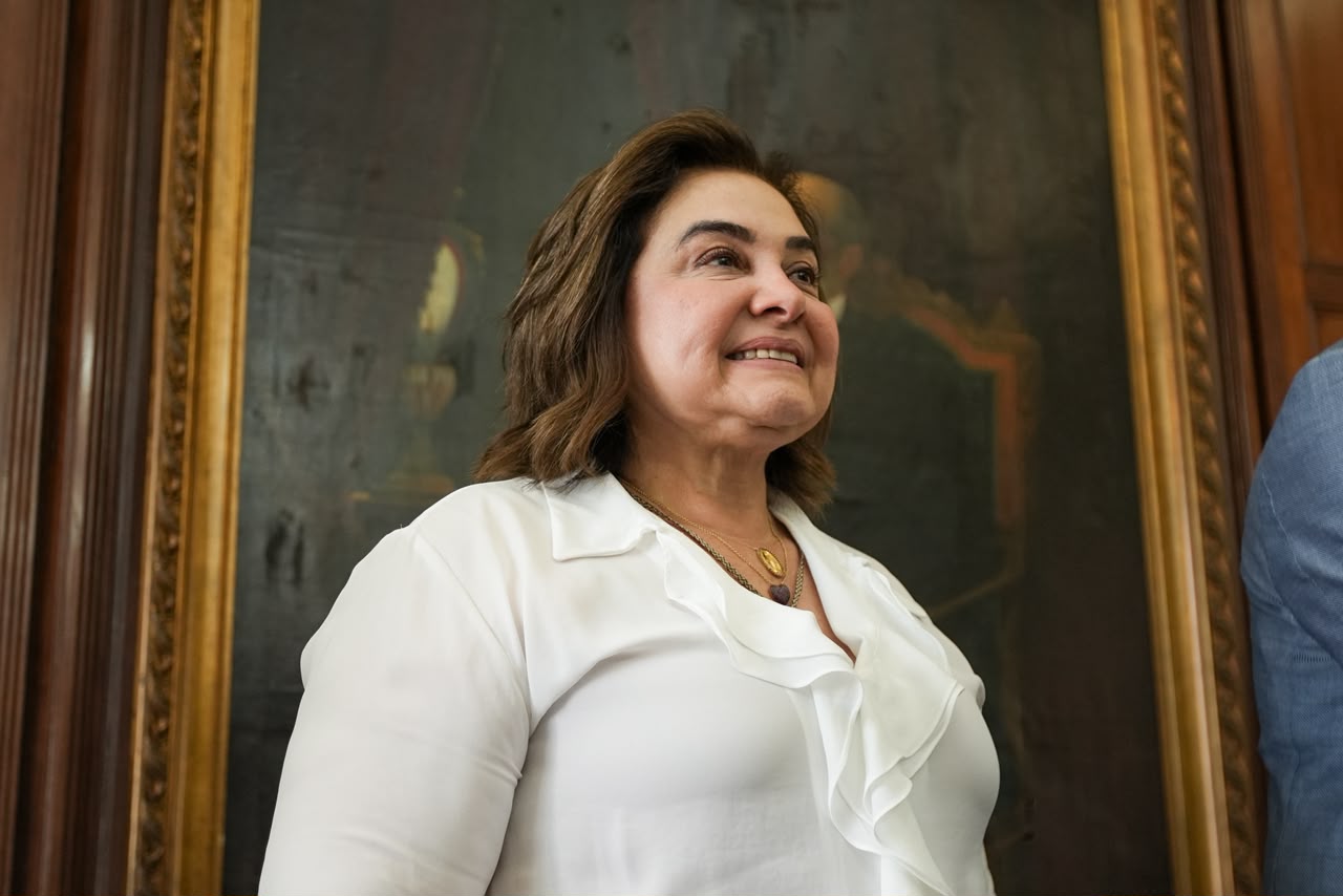 Professora Maria do Carmo apresenta prévia de plano de governo em encontro com comerciantes do Estado