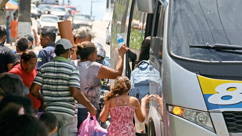 Rodoviários confirmam pagamento e cancelam greve prevista para hoje em Manaus