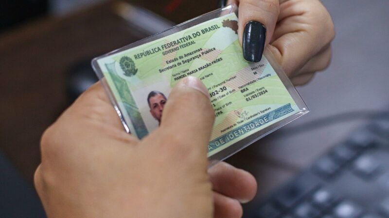 Mutirão no Vasco Vasques emite 400 Carteiras de Identidade Nacional em Manaus