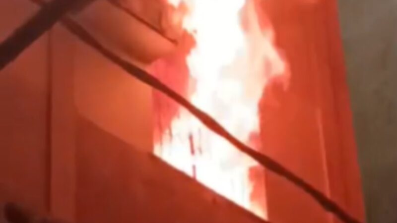 Incêndio em apartamento no bairro Raiz deixa homem inconsciente e com queimaduras graves