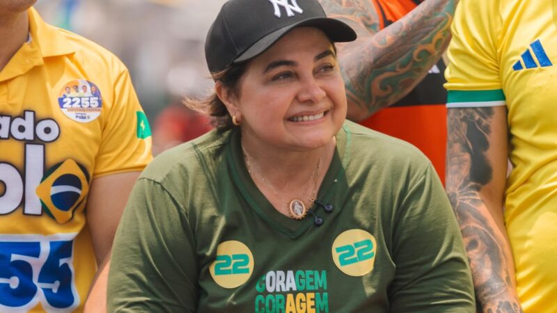 Professora Maria percorre seis municípios para levar mensagem de mudança e divulgar plano de governo