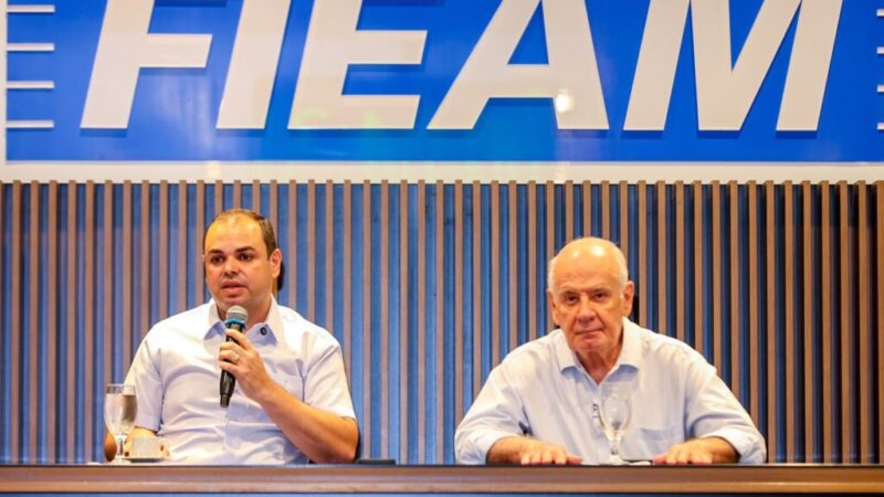 Roberto Cidade defende diálogo com indústria e novas matrizes econômicas para gerar emprego e renda no Amazonas