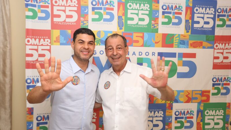 Saullo Vianna reforça apoio a Omar Aziz com gesto “SOMAR” no segundo turno