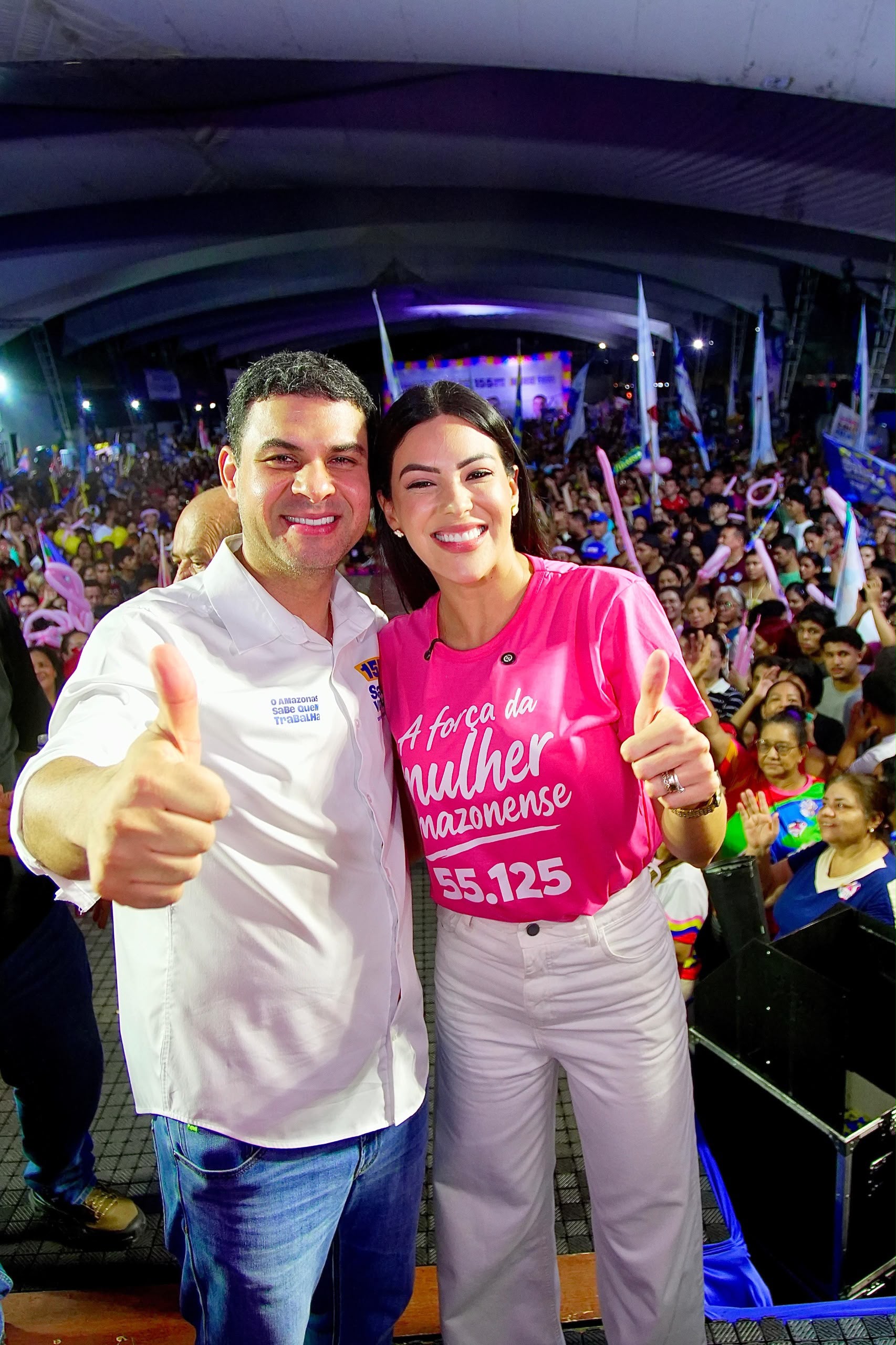 *Saullo Vianna reúne mais de 15 mil pessoas no encerramento da campanha em Manaus*