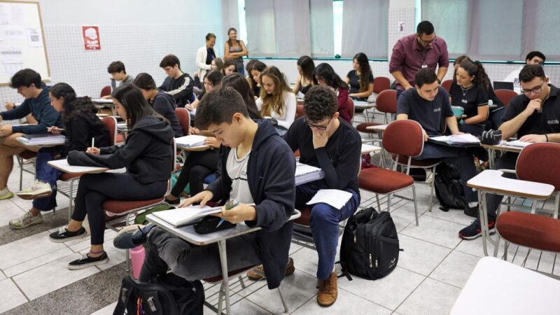 Inscrições para vagas remanescentes do Fies já estão abertas; MEC oferece 50 mil vagas