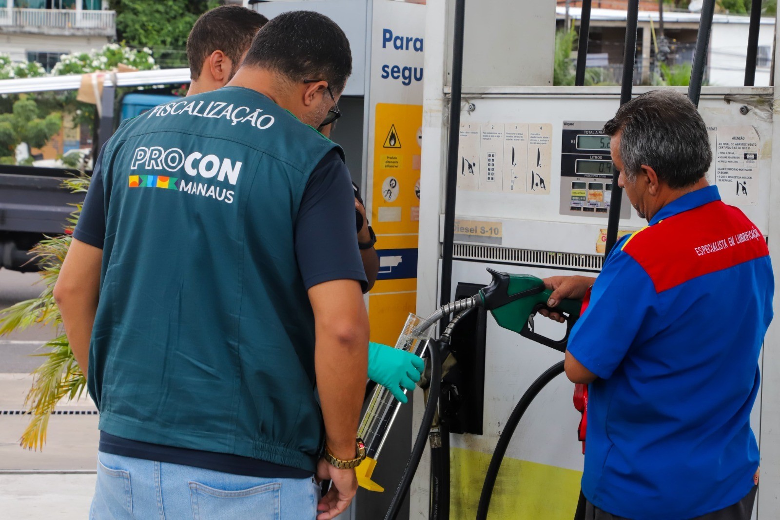 Menor preço da gasolina comum sobe 7,95% em Manaus, aponta pesquisa do Procon