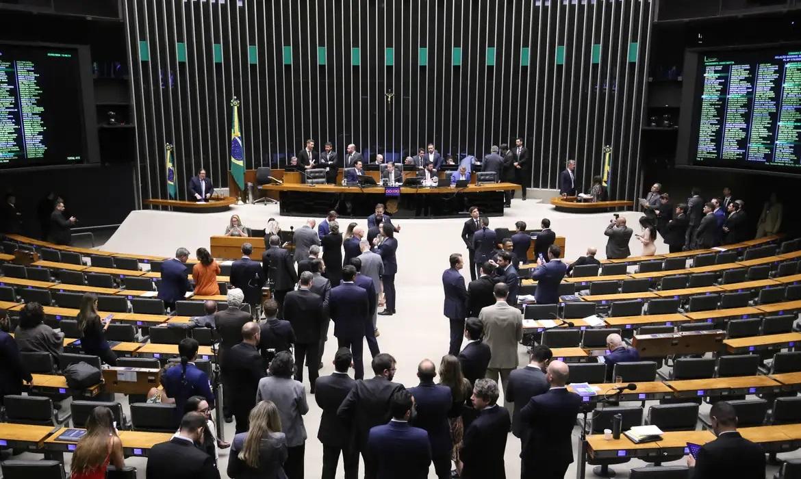 Cresce número de mulheres eleitas para o Congresso, mas avanço não garante pautas femininas