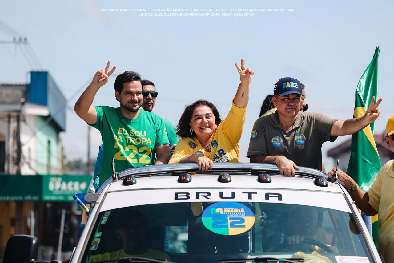Motocarreata da Vitória: Professora Maria e Capitão Alberto Neto agitam Manaus de Norte a Sul em última ação de rua