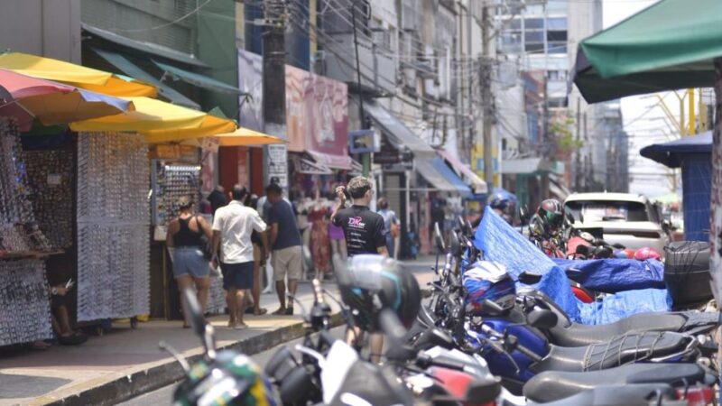 Potencial de consumo das famílias amazonenses deve chegar a R$ 107,8 bilhões em 2026, mas cresce abaixo da média nacional