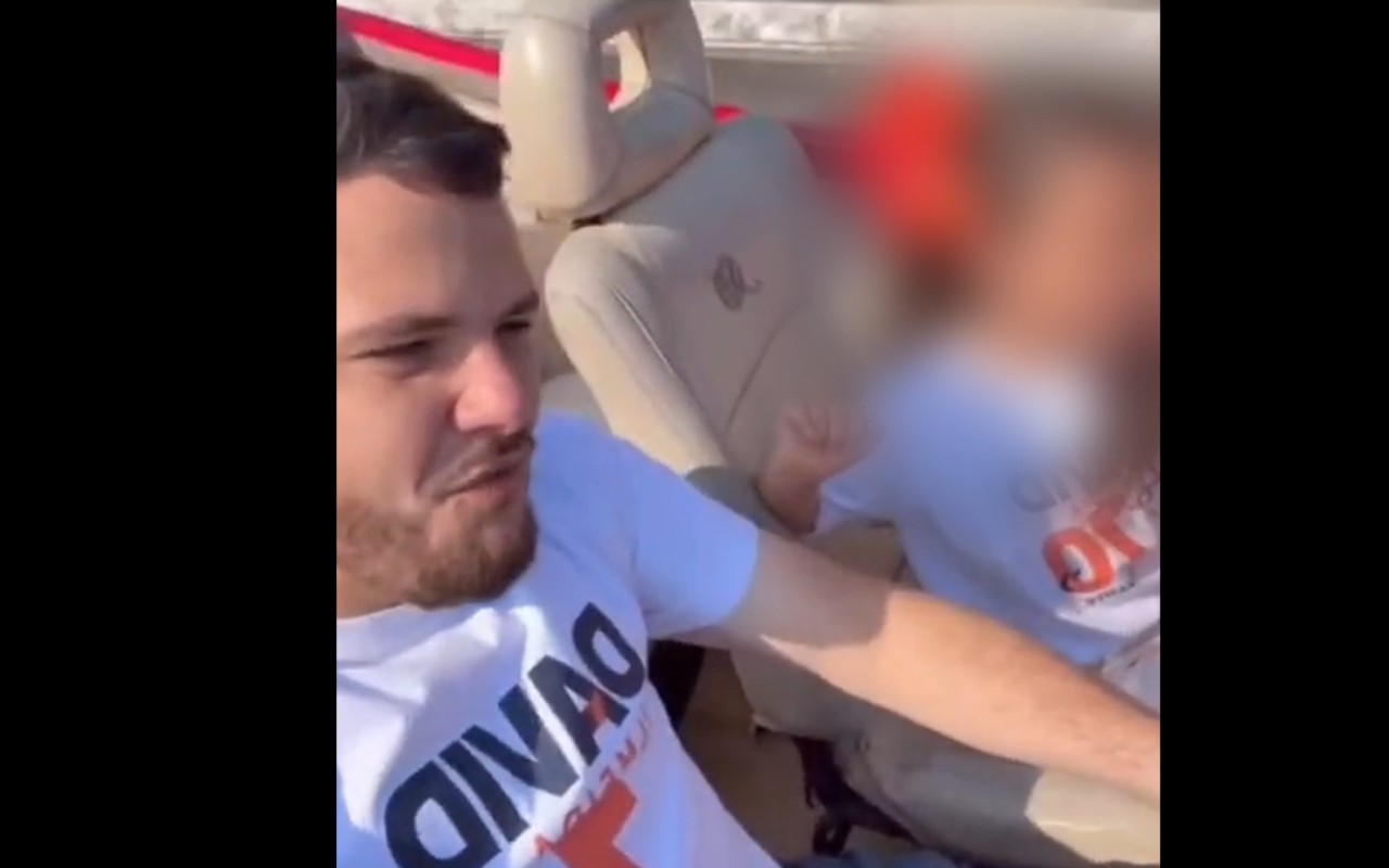 Renato Junior grava vídeo ao volante com a filha sem cinto no banco da frente e depois admite erro